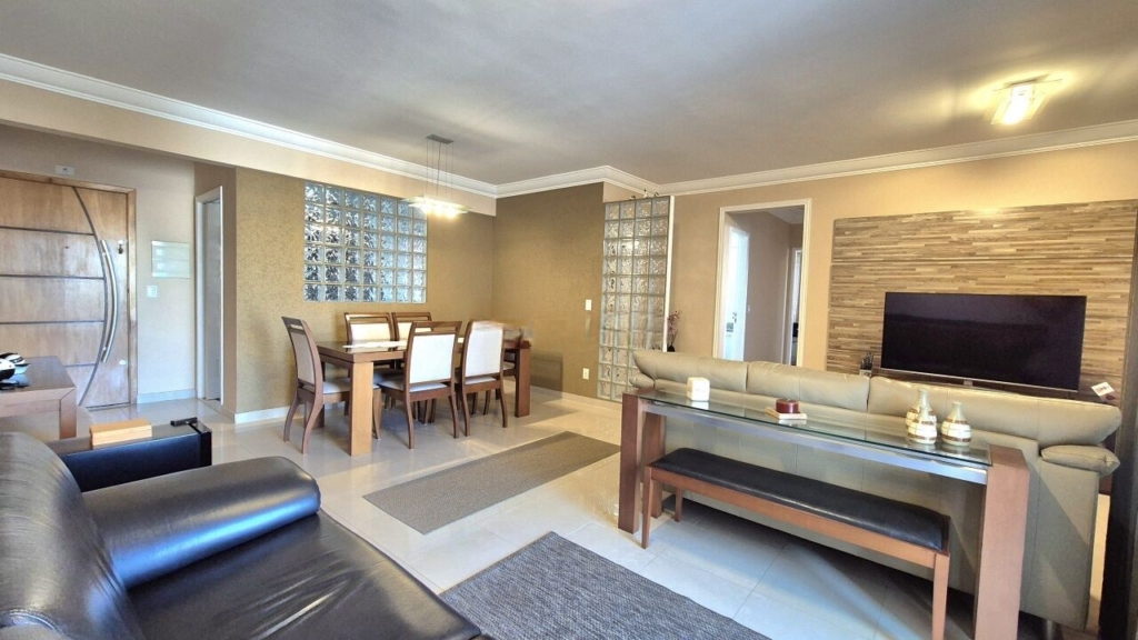 Excelente Apartamento, andar alto, ensolarado, próximo ao metrô Conceição!